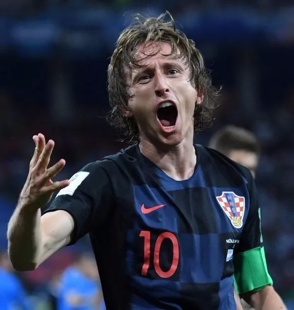 就在今天，12月6日下午！中超传来了山东鲁能、韩鹏和上海申花的新消息