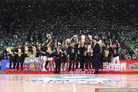 安布：邵佳一与此前的混乱划清界限，是国足非常好的主帅人选