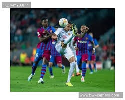 揭秘“俄罗斯轮盘”：博彩史上最极端、最血腥的博弈变种及其教训。（解构“俄罗斯轮盘”：赌史上最极端、最凶险的玩法及其警示）